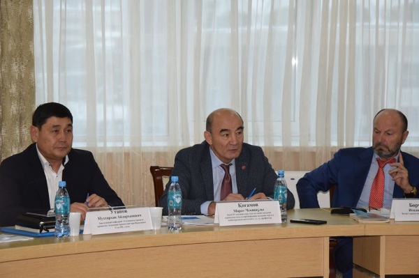 Заседание круглого стола «Внедрение инструментов защиты профессиональной деятельности врачей в правовом поле» на базе Астанинского медицинского университета 18 ноября 2019 года